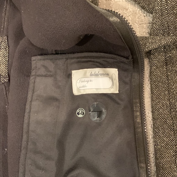 Lululemon • casual fall/winter jacket - Picture 6 of 12